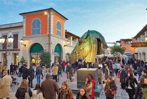 versace outlet marcianise|Directions to La Reggia Designer Outlet .